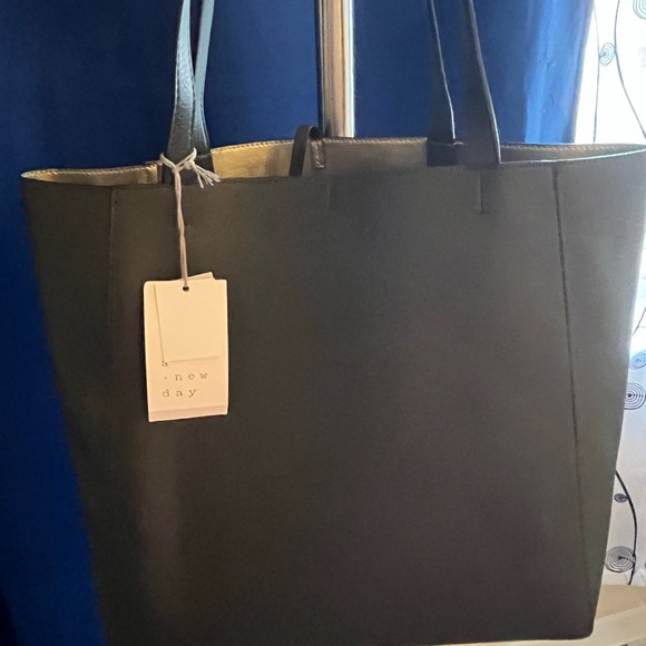 A New Day Dark Green Tote Bag - Picture 1 of 2